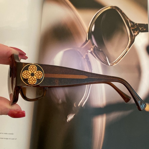 Louis Vuitton • “Ursula Strass Speckled” Sunglasses - Picture 4 of 17